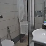 לינה וארוחת בוקר Hsuite